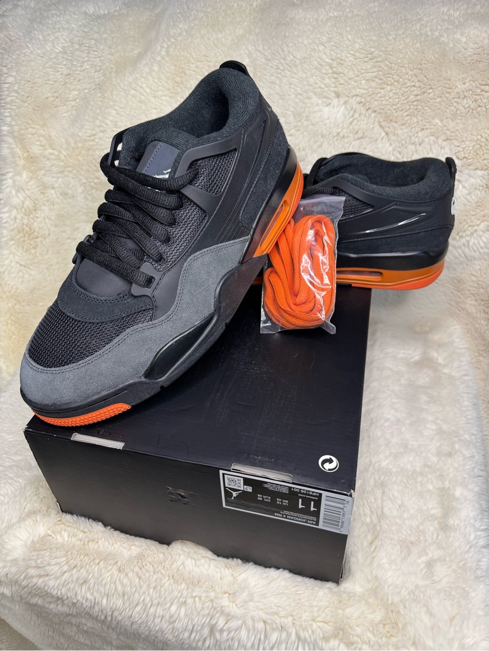 New in Box ✴️ Men’s Air Jordan 4 RM - Size 11